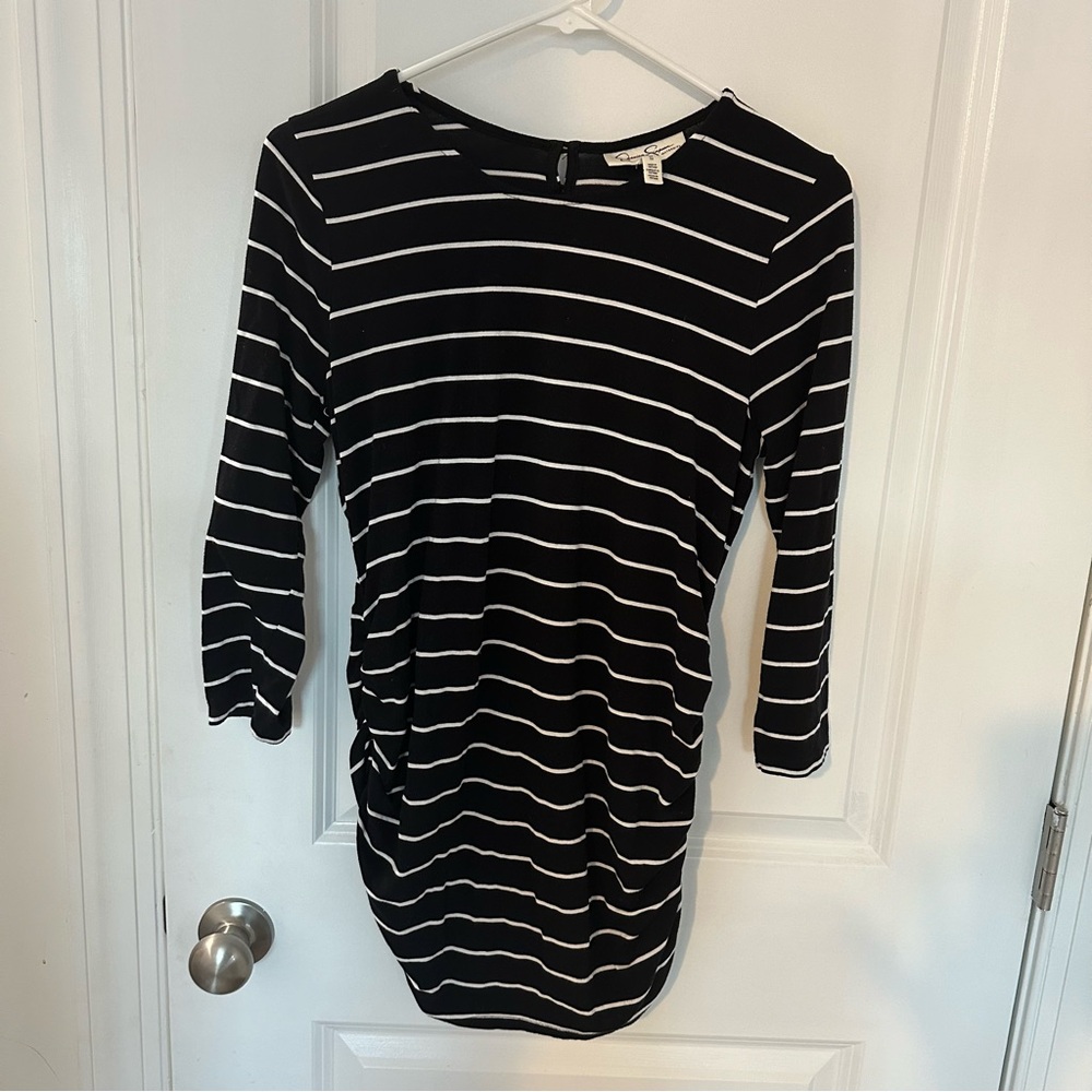 Jessica Simpson Maternity Top (Size M)
